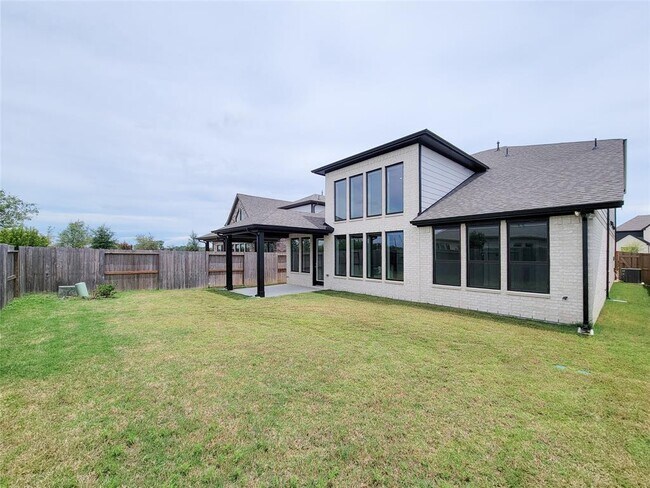 Building Photo - 18206 Summerland Lk Wy