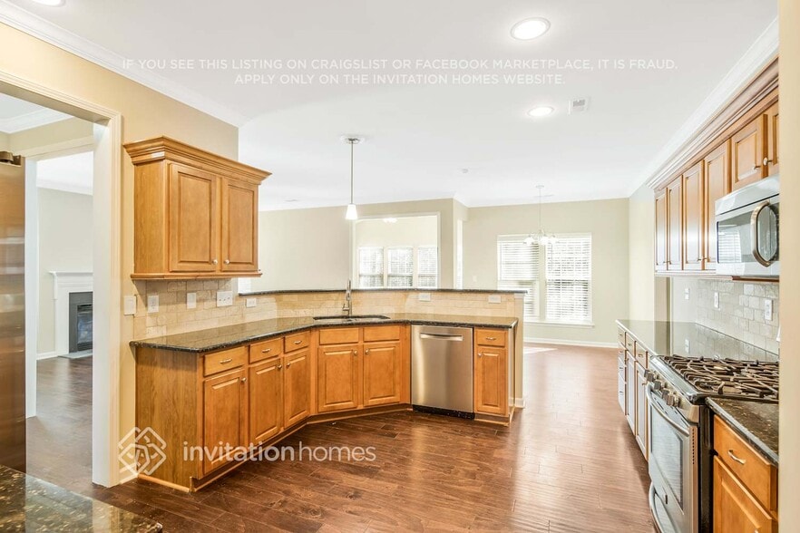 Building Photo - 6918 Olmsford Dr