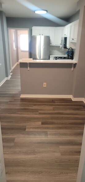 Building Photo - 414 S Franklin St