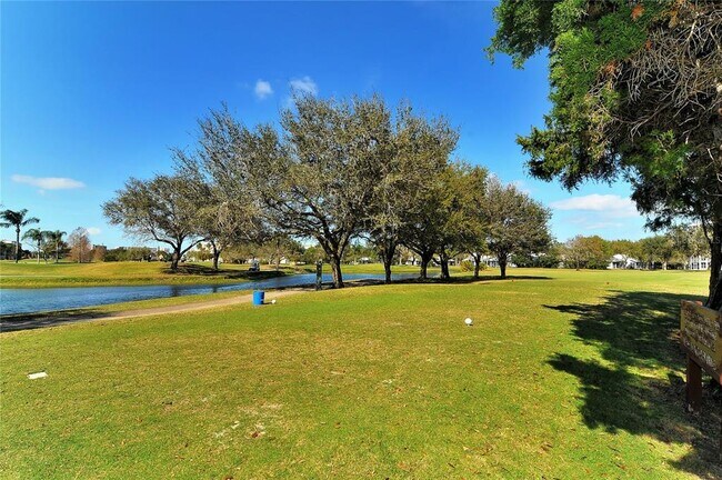 Building Photo - 4550 Pinebrook Cir