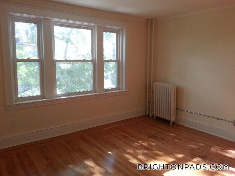 Building Photo - 1615 Commonwealth Ave