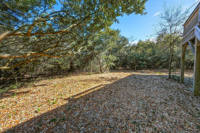 Building Photo - 4240 Johnston Ln