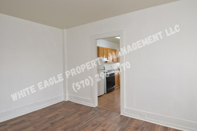 Building Photo - 738 Harrison Ave