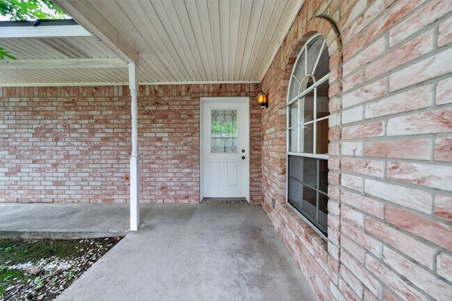 Building Photo - 418 Texas St
