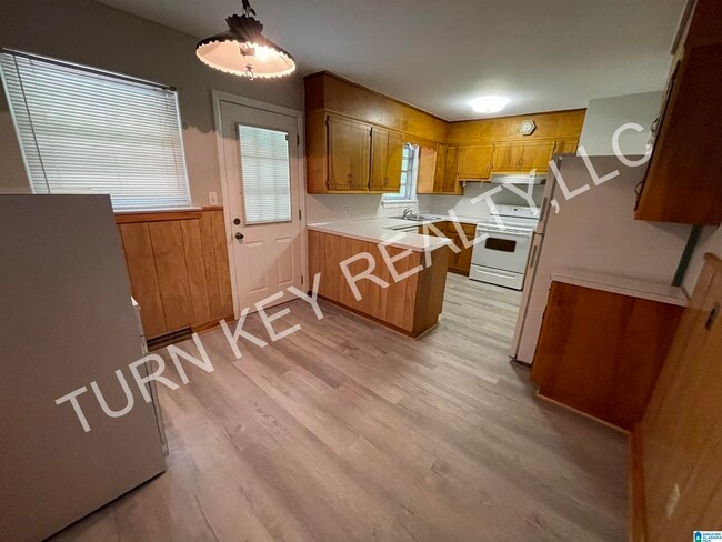 Building Photo - 444 Harden Rd