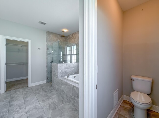 Building Photo - 2508 Goldenrod Wy