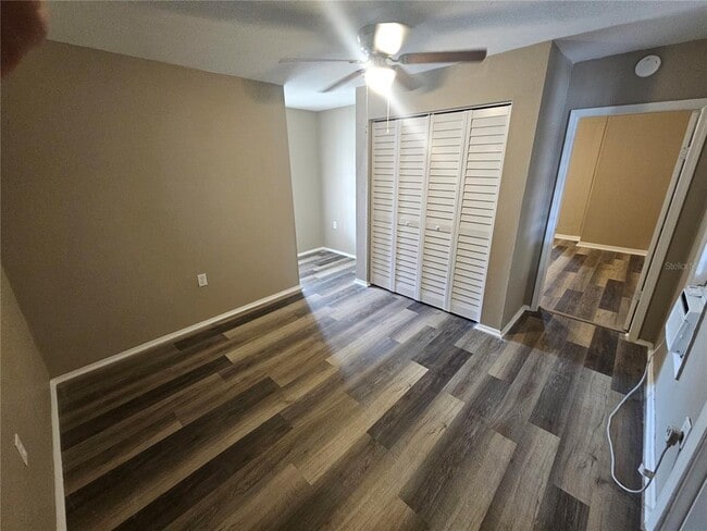 Building Photo - 318 E Tarpon Ave