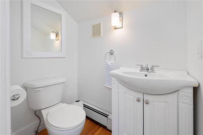 Building Photo - 5 Tews Ct