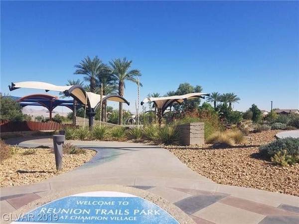 Building Photo - 27 Desert Gallery St