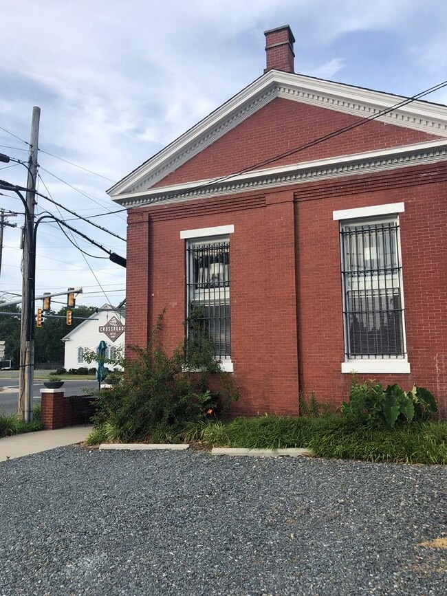 Building Photo - 25514 E Main St