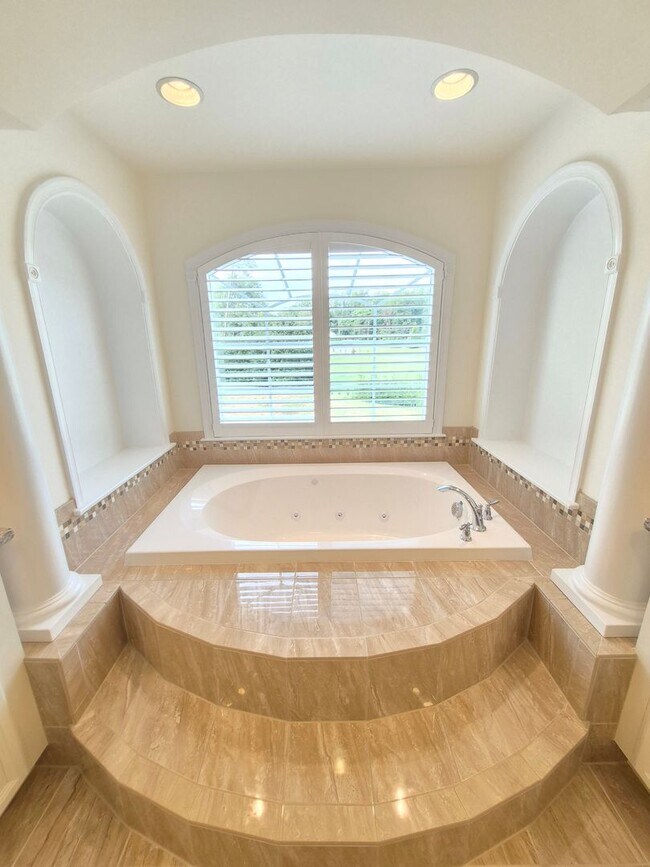 Building Photo - 15 Sweet William Dr