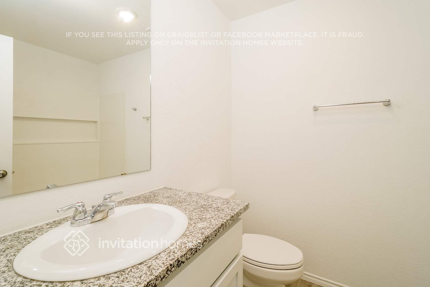 Building Photo - 218 Hollywood Dr