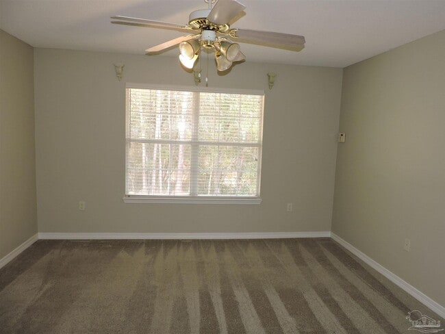 Building Photo - 6298 Cottage Woods Dr