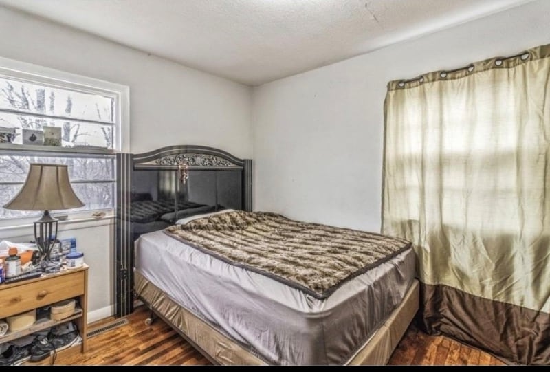 Building Photo - 7112 SW 15th St