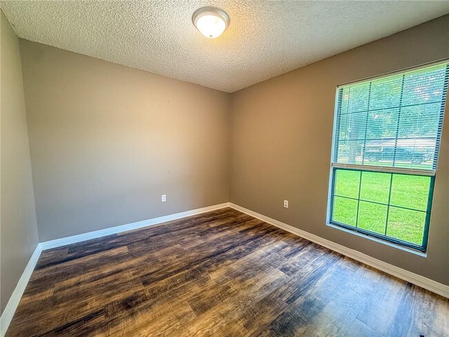Building Photo - 8530 Williams Dr