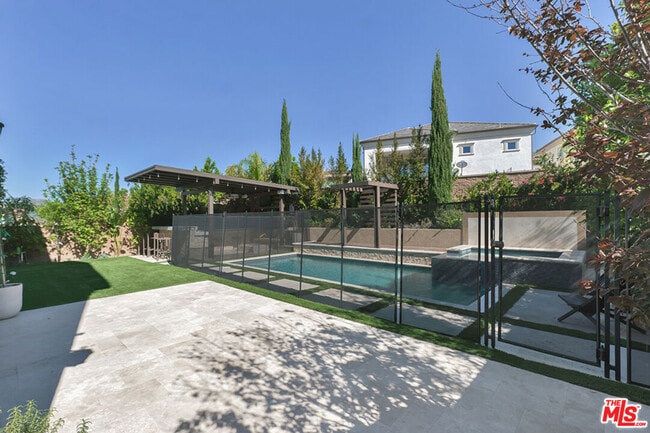 Building Photo - 20559 Wood Rose Ct