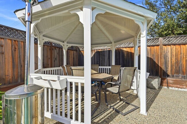 Building Photo - One-of-a-Kind Home with Pool, Gazebo, and Sunken Conversation Pit!