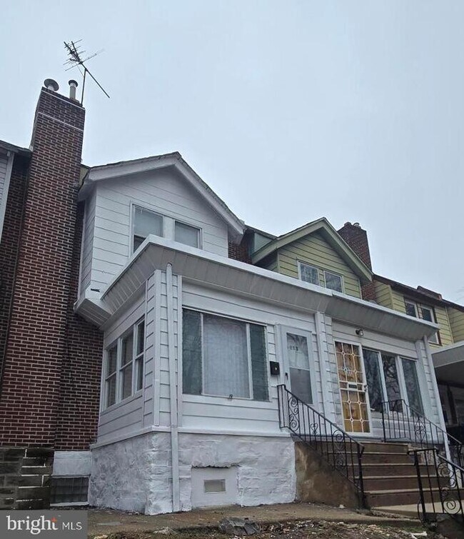 Building Photo - 1315 Fillmore St