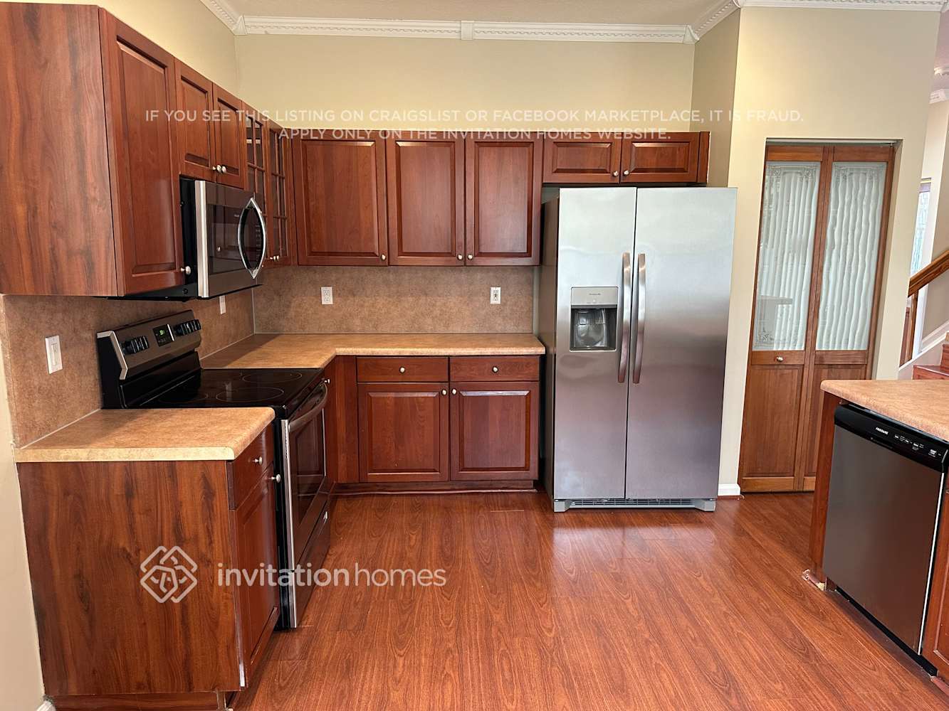 Building Photo - 1560 SW 194th Ave