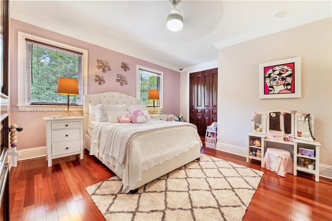 Building Photo - 5621 SW 68th Ct