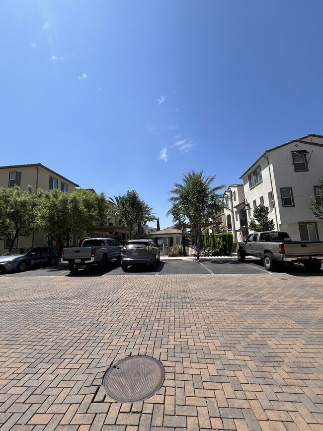 Building Photo - 12432 Constellation St