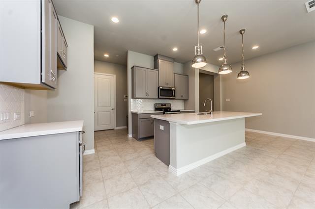 Building Photo - 17757 Shumard Oak Dr