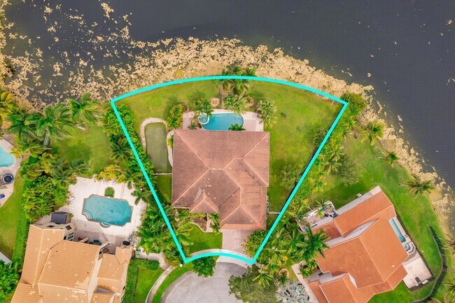 Building Photo - 1333 SW 175th Way