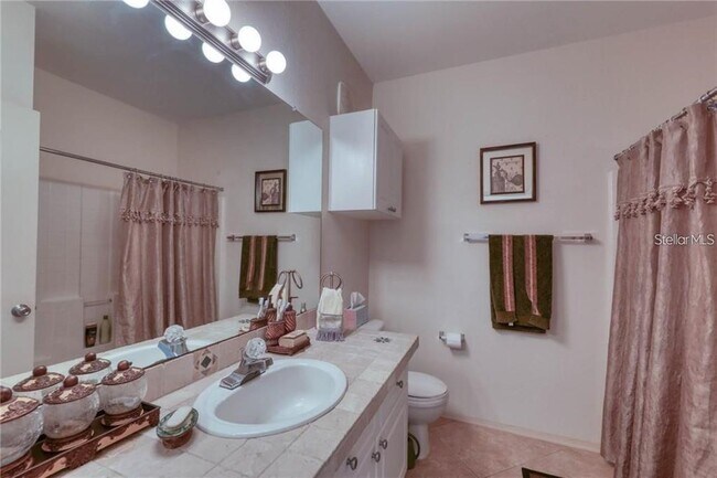 Building Photo - 2733 Via Cipriani