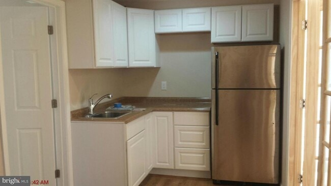 Building Photo - 9221 W Stayman Dr
