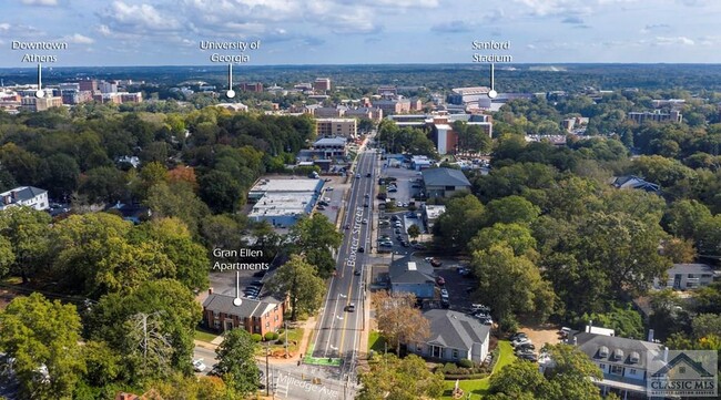 Building Photo - 495 S Milledge Ave