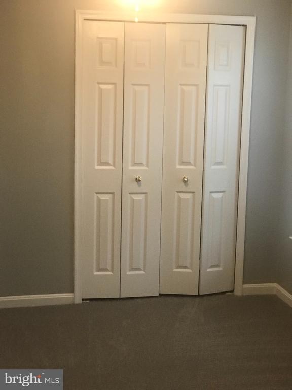 Building Photo - 4662 Deerwatch Dr