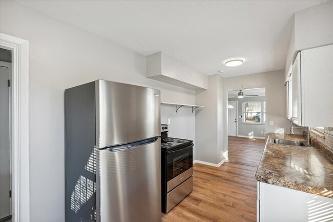 Building Photo - 4431 Caroline Ave