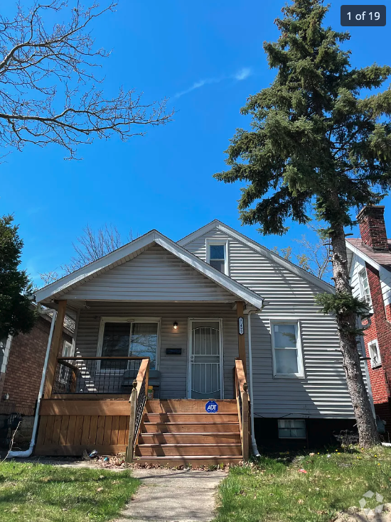 Building Photo - 15499 Holmur St