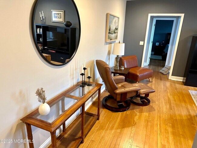 Building Photo - 500 Deal Lake Dr