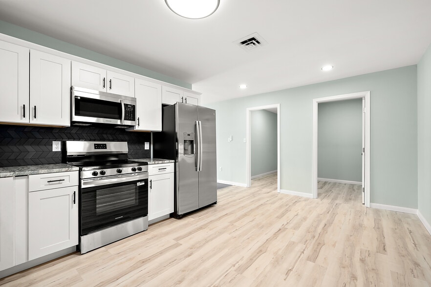 Building Photo - 31568 Old Ocean City Rd