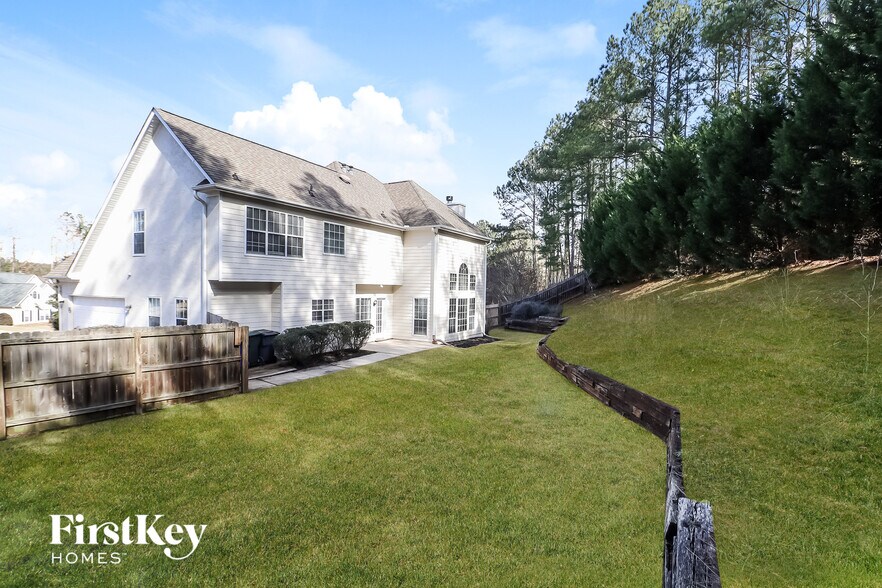 Building Photo - 107 Sweetbriar Walk