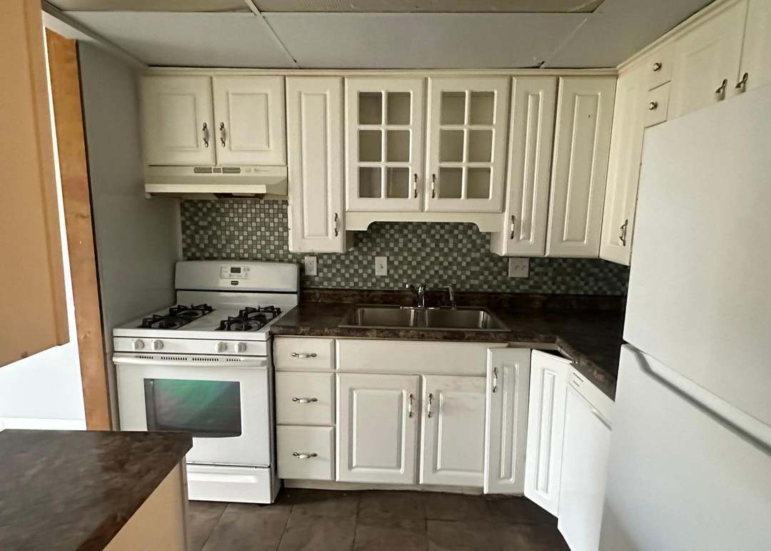 Building Photo - 7182 72nd Ln N