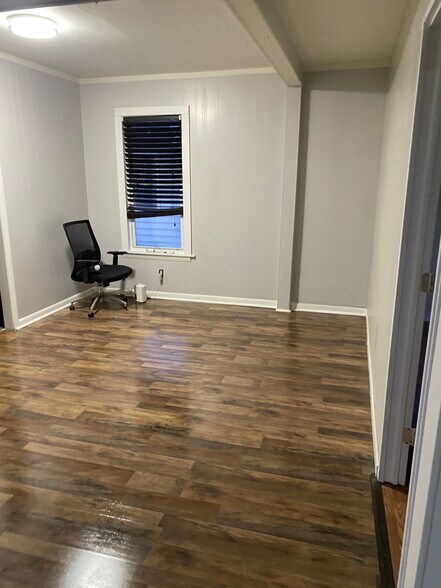 Building Photo - 55 Vine St