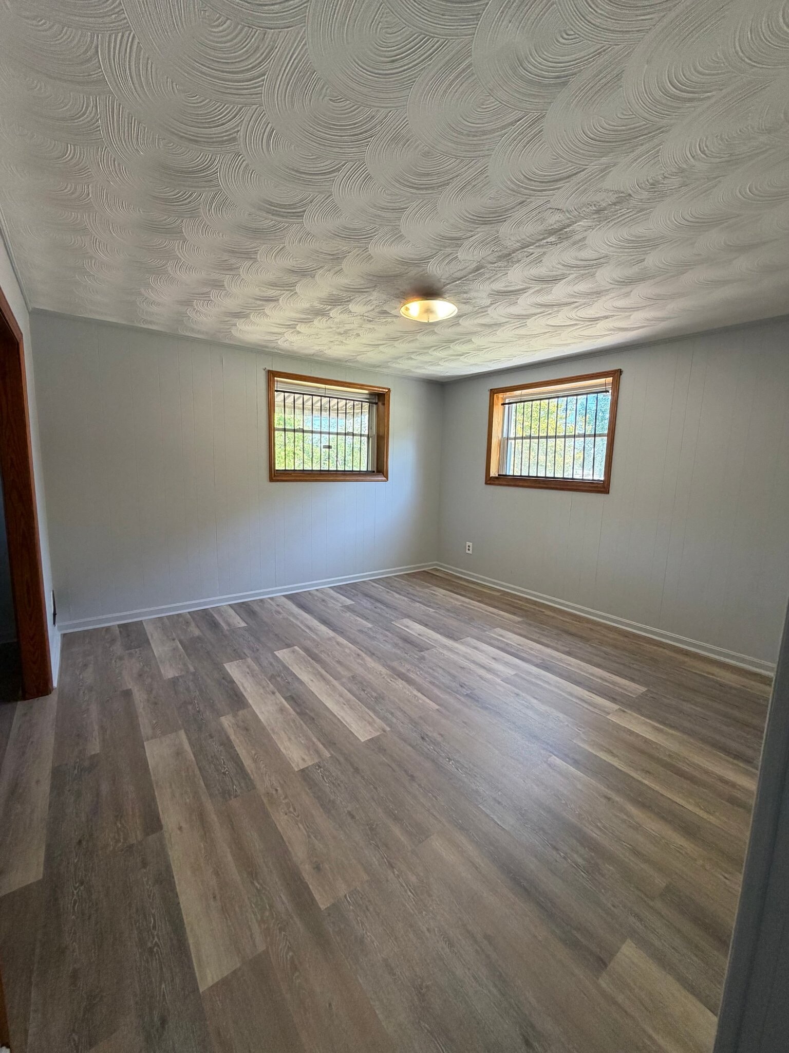 Building Photo - 639 Holbrook St