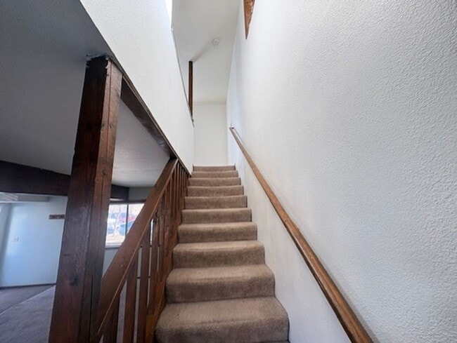 Building Photo - 975 Wilson Ave