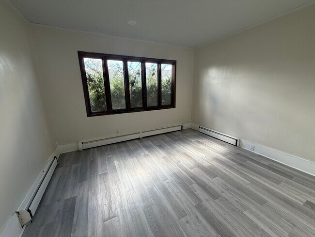 Building Photo - 124 State Fair Blvd