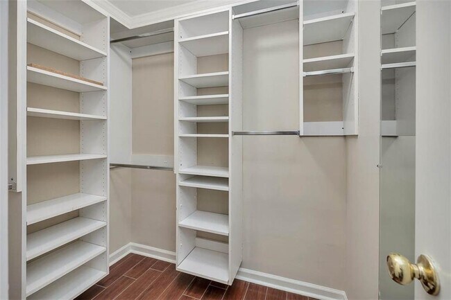 Building Photo - 605 Harbour Oaks Dr