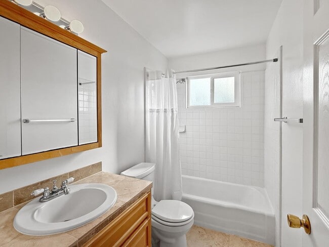 Building Photo - 4550 Opal St