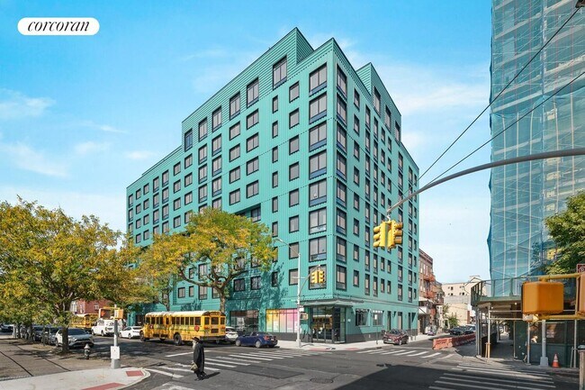 Building Photo - 126 Sandford St