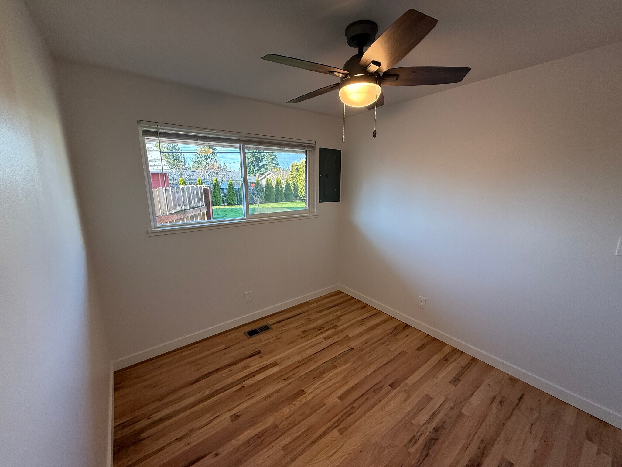 Building Photo - 406 N Morrison Rd