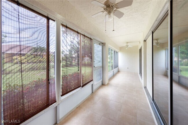 Building Photo - 4420 Santa Barbara Blvd