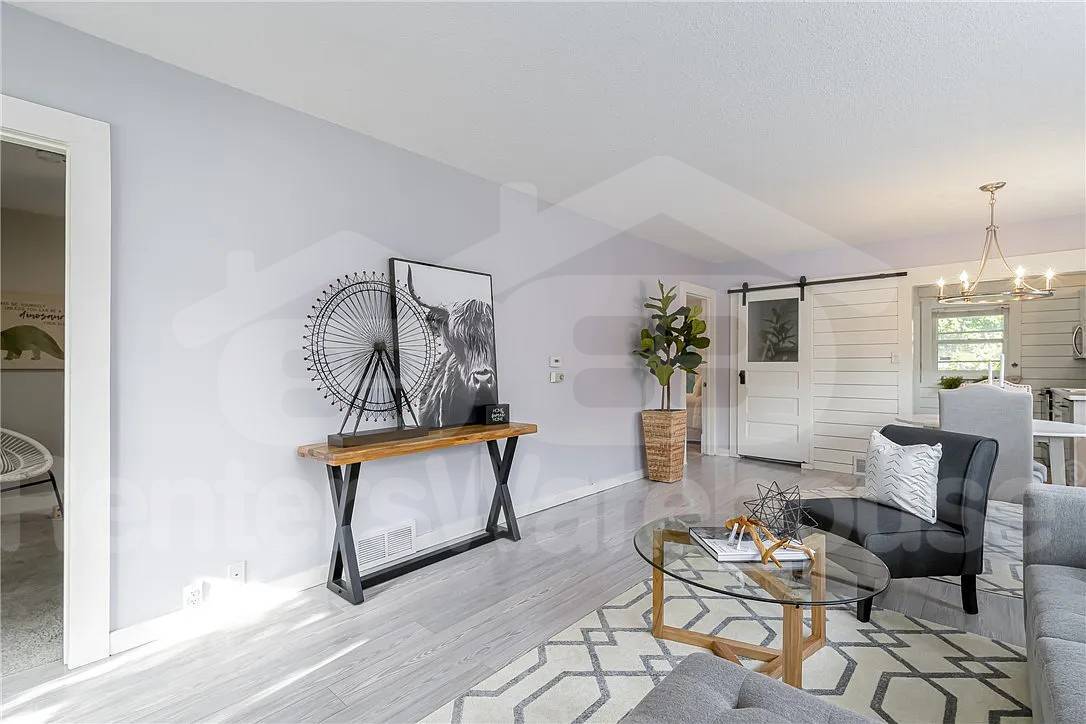 Building Photo - 737 28th St