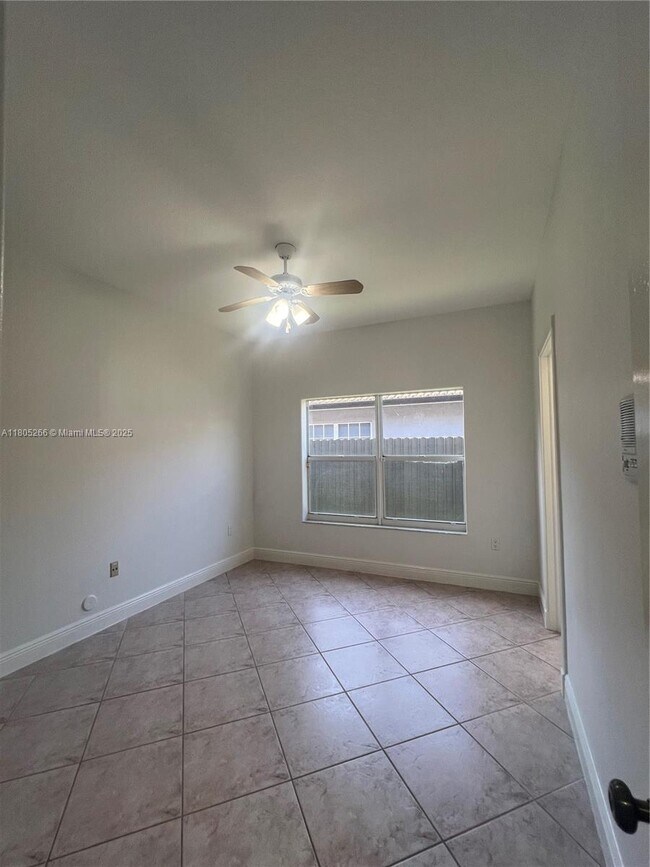 Building Photo - 2682 SW 139th Pl