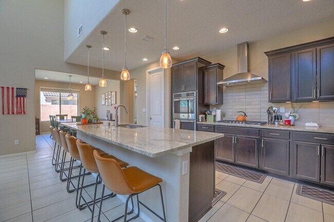 Building Photo - 6113 Oldenberg Dr SE