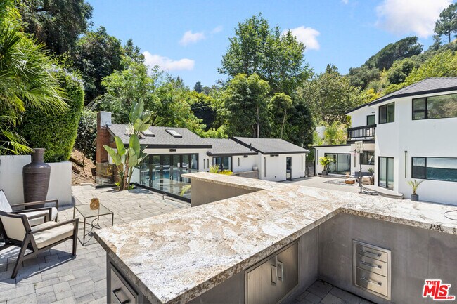 Building Photo - 1750 N Beverly Glen Blvd